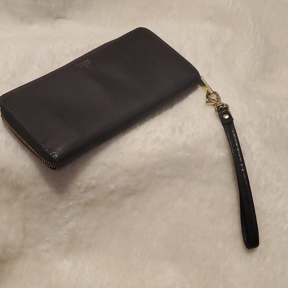 Fossil Black Leather Wristlet